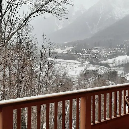 Style Chalet, Proche Remontees Avec Garage *