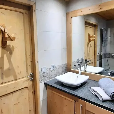 Apartament Style Chalet, Proche Remontees Avec Garage *