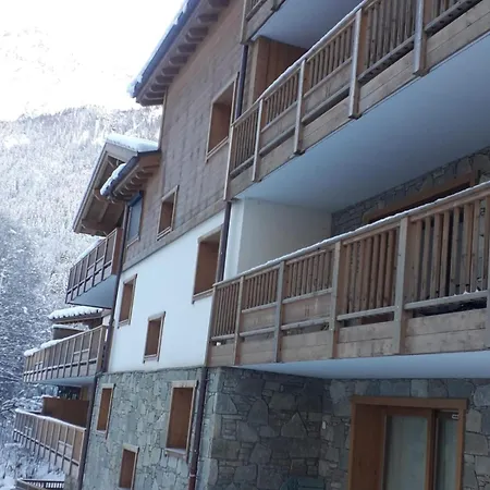 Style Chalet, Proche Remontees Avec Garage * אוש